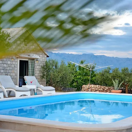 House Sweet Dreams Holiday home Pucisca